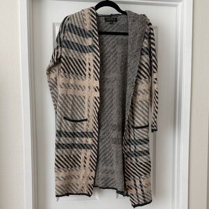 Joseph A Beige and Black Plaid Open Duster Cardigan